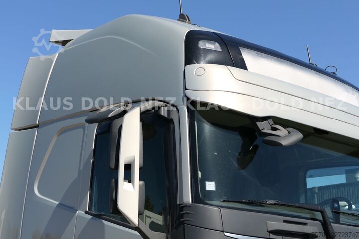 Standardni tegljač VOLVO FH 500 Globetrotter 2-Tanks Euro 6