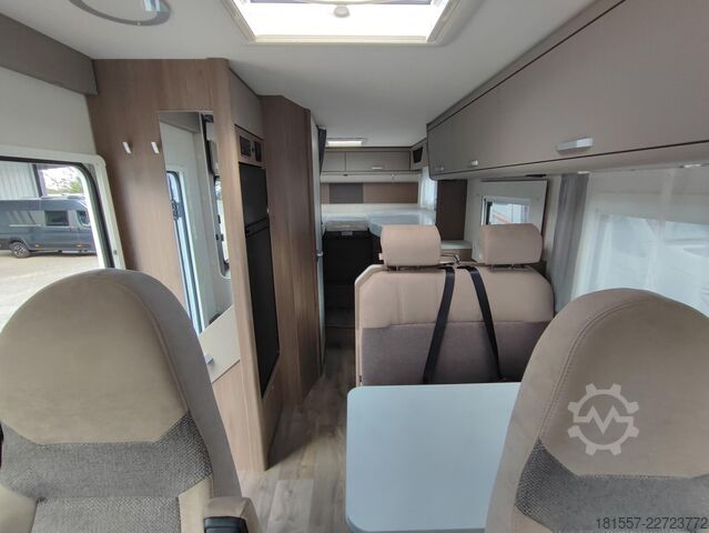 Integriertes Wohnmobil CARADO pro+ I 338 Automatik, Backofen
