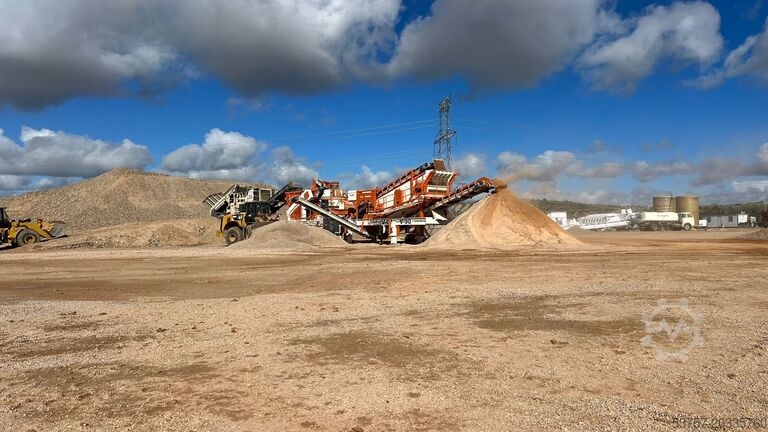 Equipamento de britagem/planta de britagem móvel Constmach Mobile Crushing Plant Mobile Vertical Impact Crushing Plant