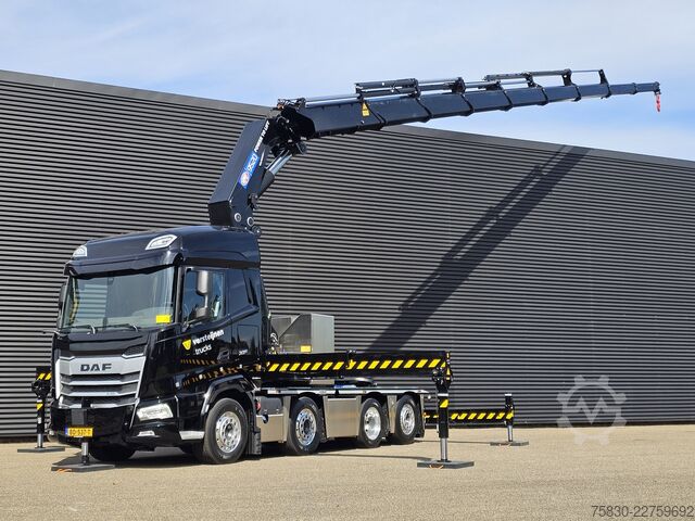 Standardni SZM DAF XF 530 8x2 / HMF 9520 K8 / NIEUW!