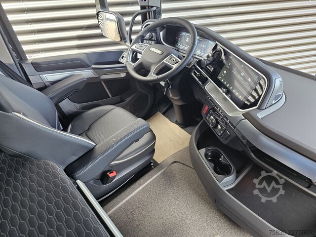 Standardni SZM DAF XF 530 8x2 / HMF 9520 K8 / NIEUW!