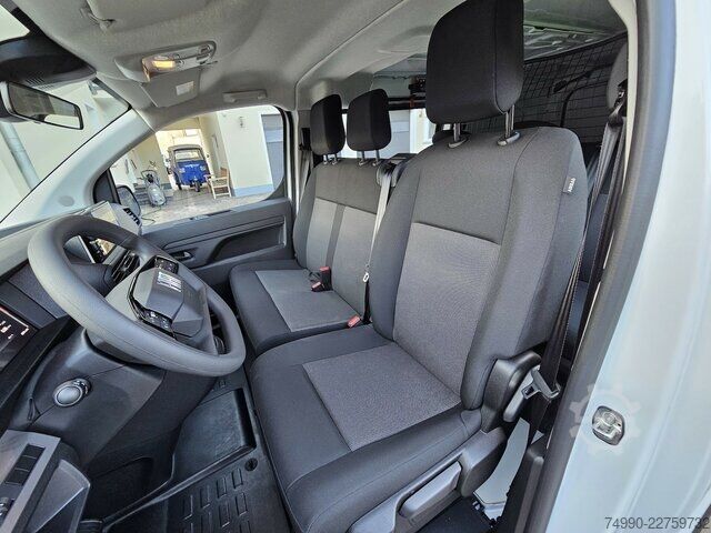 Furgon Fiat Scudo 1.5 120PS M L2 FLEXCAB 6 Sitze CarPlay