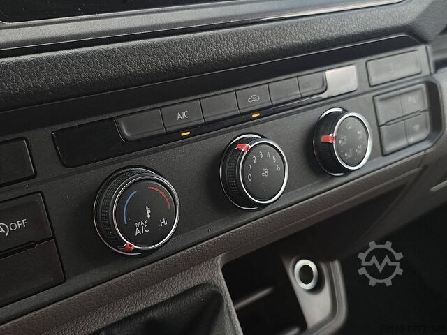 Karavan sa visokim krovom VW CRAFTER 35 2.0 L3H3 140Pk Navi AC!