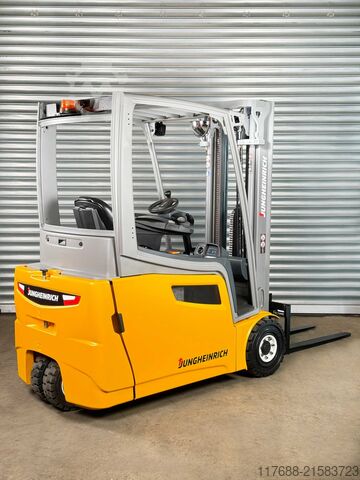 Elektro 4-Rad Jungheinrich EFG 218k -Service Neu - Freihub - Batterie 85%