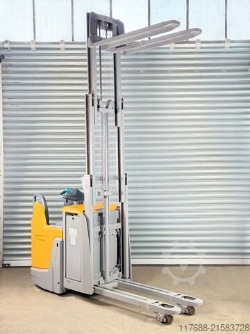 Hochhubwagen-Mitfahrer Jungheinrich ERD 220 - Service Neu - Lithium Schnellladegerät