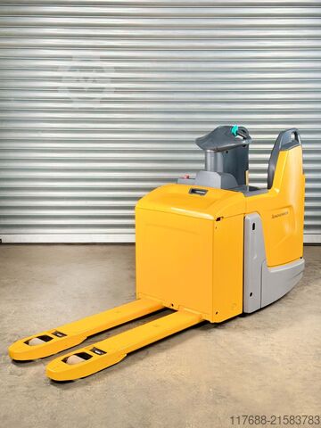 No conductor de transpaleta Jungheinrich ERE 120 - Service Neu -nur 672 Std. - Batterie 90%