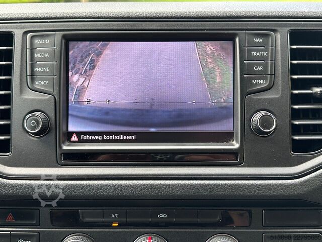 Fourgon tôlé VW CRAFTER XXXL KOFFER PORTALTÜREN TREPPE KLIMA