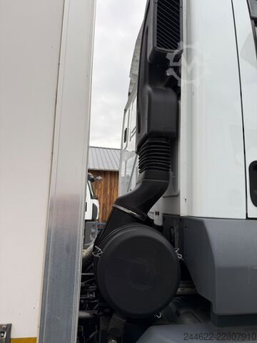 Lastbil 4x2 med Dhollandia bakgavellyft och sidodörr Ford 2023 FORD 1833 DC 4x2 (EXPORT)