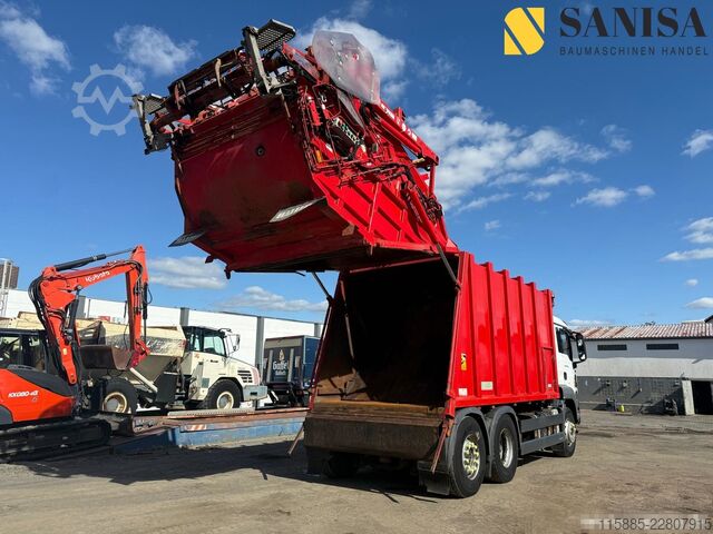 Camion à ordures MAN TGS 28.320/6x2/ZÖLLER/Hecklader/Containe