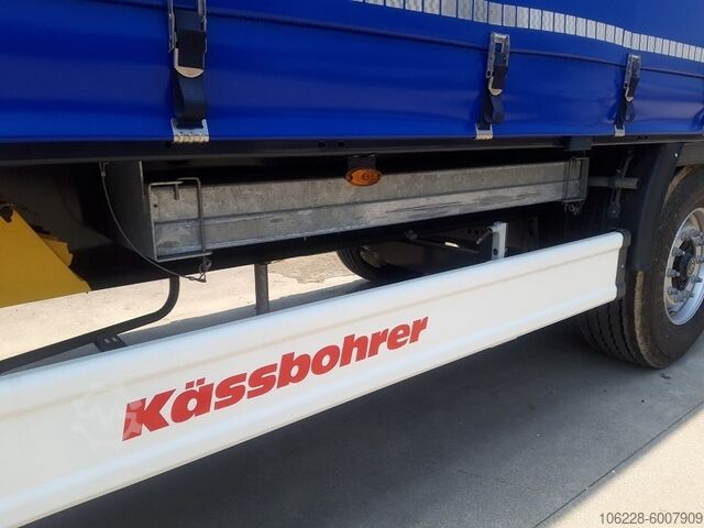 Düz yatak / branda Kässbohrer K.SCS X+ / 90