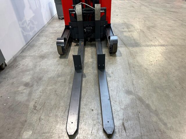 Carretilla retráctil Linde R 20 HD [ID: 240]