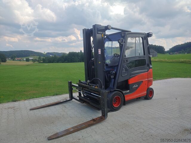 Gaffeltruck Linde E 30 Triplex Zinkenverstellgerät