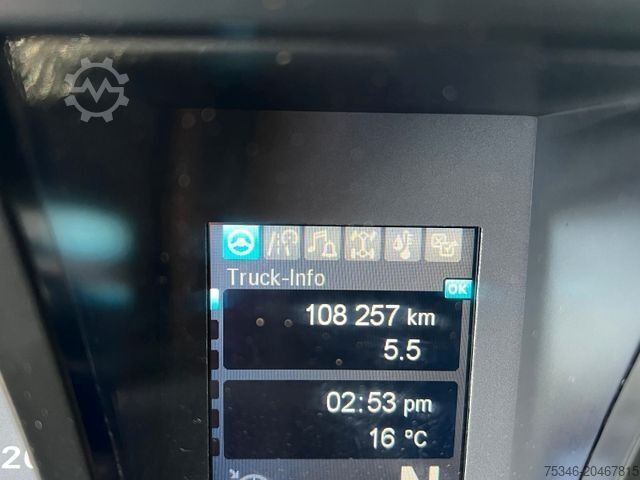 工作平台 Mercedes Benz /Ruthmann T 330/33 m/Top Zustand