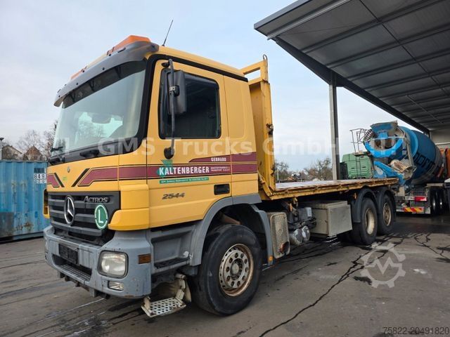 Podvozok nákladného vozidla MERCEDES-BENZ Actros 2544 / 6X2 / EPS 3 Pedal / Retarder