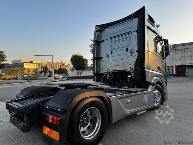 Standard tractor Mercedes-Benz ACTROS 1851 Full-Air 2020