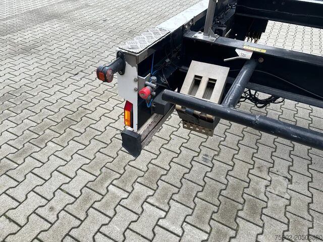 Kamion cisterna Diversen Fluid / LPG / 50.100L / P28BH / Propane / Butan...