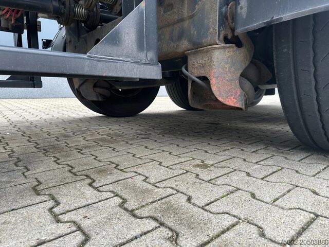 Kamion cisterna Diversen Fluid / LPG / 50.100L / P28BH / Propane / Butan...