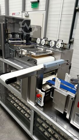 빵(번) 제조 기계 Koenig Maschinen GmbH / Austria Linia do bułek G2000