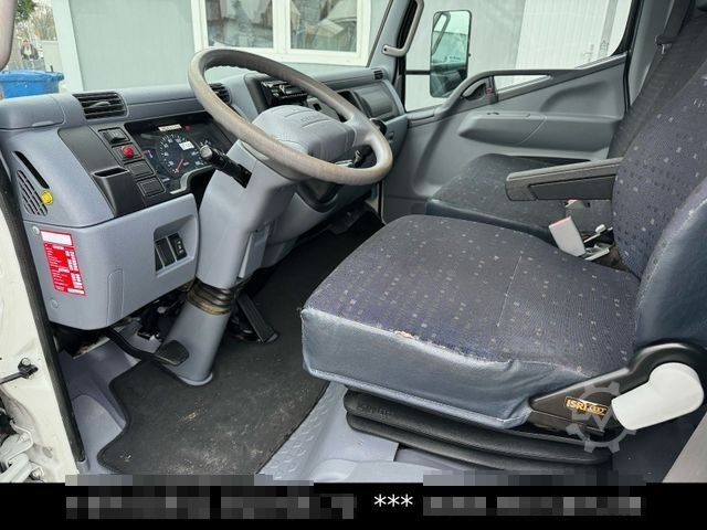 Skapbil MITSUBISHI Canter Fuso 3c13 3.0 L. Möbel Maxi 4,32 m. 21 m³