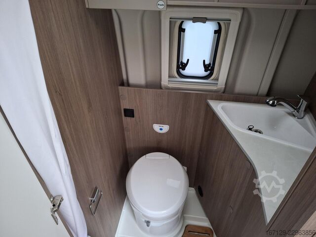 عربة تخييم CARADO pro CV 640 Rahmenfenster, Multimediapaket