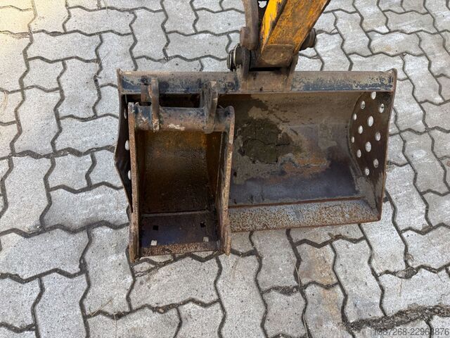 Minikoparka JCB 8008 CTS / 2021 BJ / 733 H / 2 x Löffel