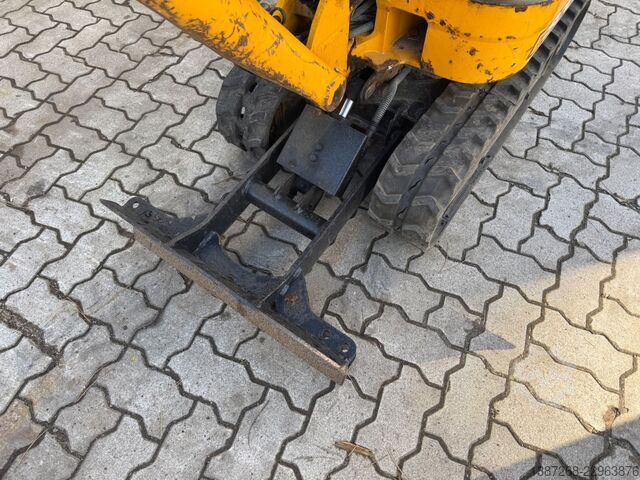 Minikoparka JCB 8008 CTS / 2021 BJ / 733 H / 2 x Löffel