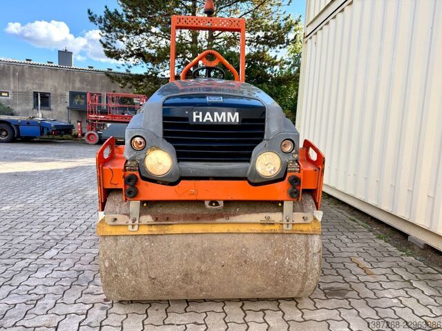 싱글 드럼 롤러 HAMM HD12VV / 2017 BJ / 1.004 Stunden