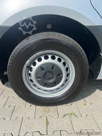 Umpikorja-auto MERCEDES-BENZ Sprinter 314 AUTOMATIK NAVI DISTRONIC KAMERA LED