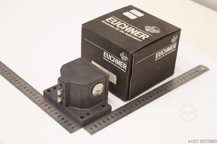 Multiple limit switch Euchner RGBF02 D16-502