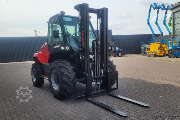 Carretilla elevadora todoterreno Manitou M30-4 D ST5 S1 EU Diesel, 4x4 Drive, 3t Capacity,
