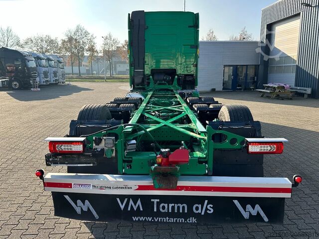 Važiuoklė su kabina Volvo FH 13.540 Globe XL 8x4*4 Chassis Retarder *447 ...