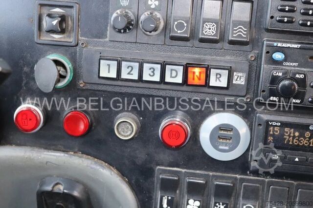 Bus Antar Kota Van Hool T915 CL / 12.0m / Euro 5