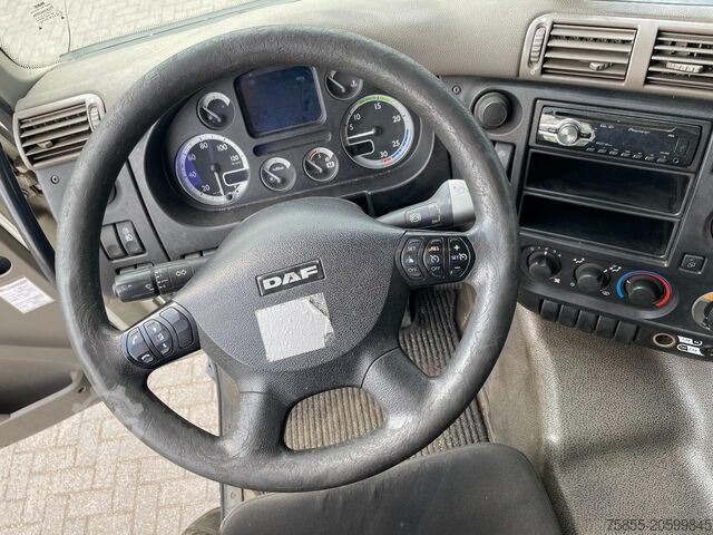 スライド式防水シート DAF CF75.250 Curtside / Loading Lift / 672.000 KM /...