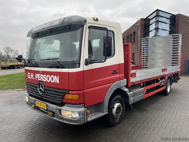 カートランスポーター Mercedes-Benz ATEGO 815 Platform / Euro 2 / Loading Ramp / NL...