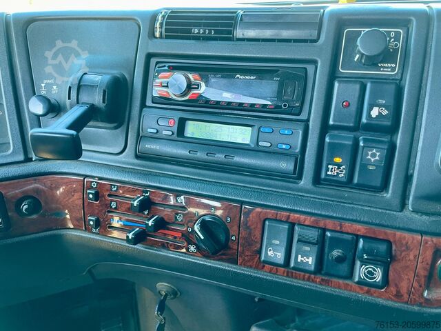 家畜運搬トラック Volvo FH 12 460