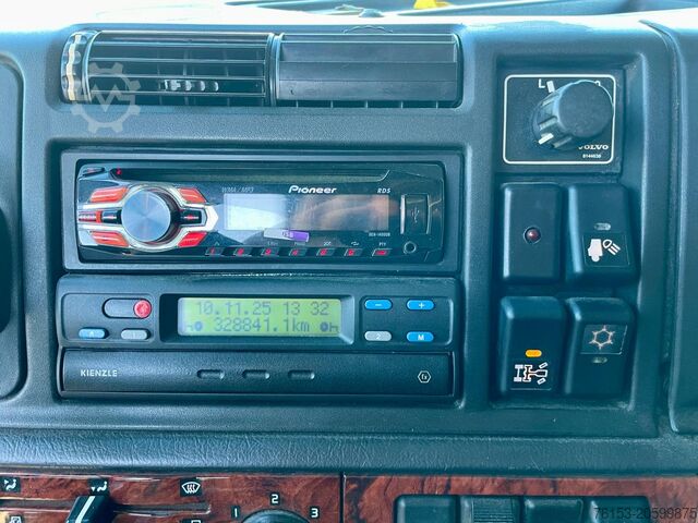 家畜運搬トラック Volvo FH 12 460