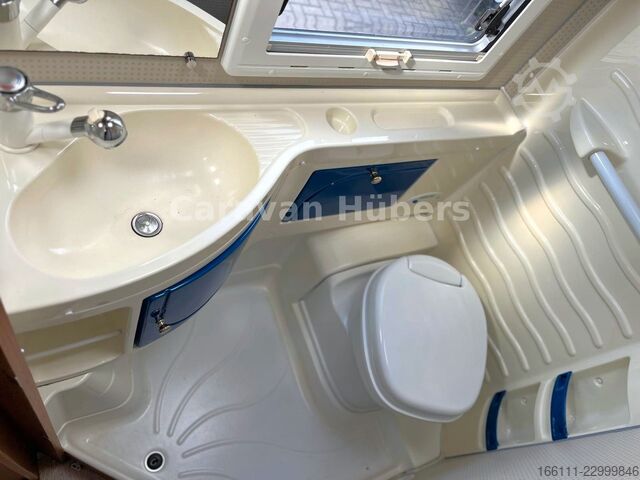 Camper semintegrato RAPIDO 707 F  - Festbett -  - Solar - AHK -