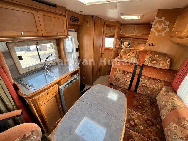 Camper semintegrato RAPIDO 707 F  - Festbett -  - Solar - AHK -