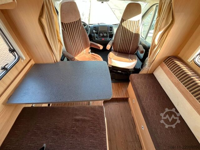 Camper semintegrato SUNLIGHT T 67 - Hubbett - Einzelbetten -