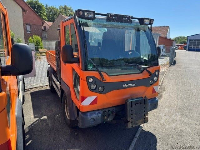 Furgón volquete trilateral MULTICAR M31 C 4x4 mit Schneeschild + Silostreuer