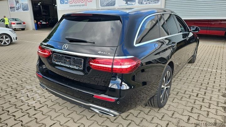 Minibús MERCEDES-BENZ E 300 de 4Matic T Business-Paket