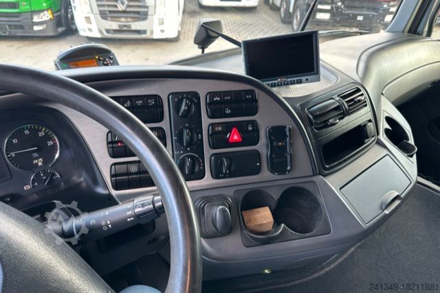 Camião basculante MERCEDES-BENZ 2551 V8 6x2 Fassi 185-5 Bj.2020