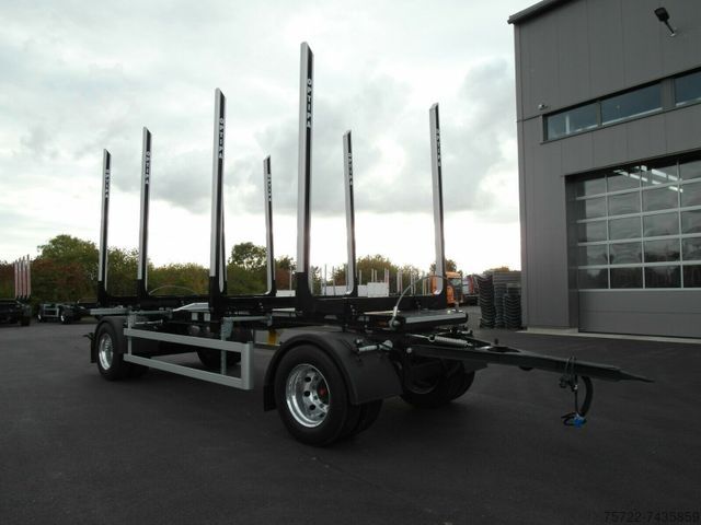 Transportator de lemn PAVIC HTA 18 2 Achser 22,5