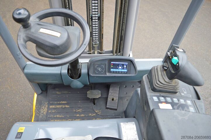 Gaffeltruck Jungheinrich EFG 220