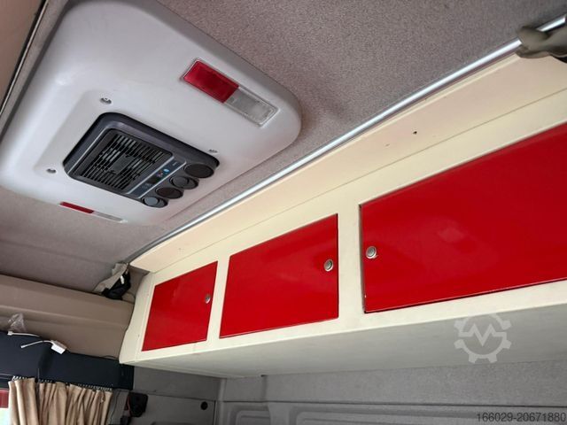 Đầu kéo tiêu chuẩn MAN TGX 26.500 6x2 Hydraulik Exklusiv Innenraum