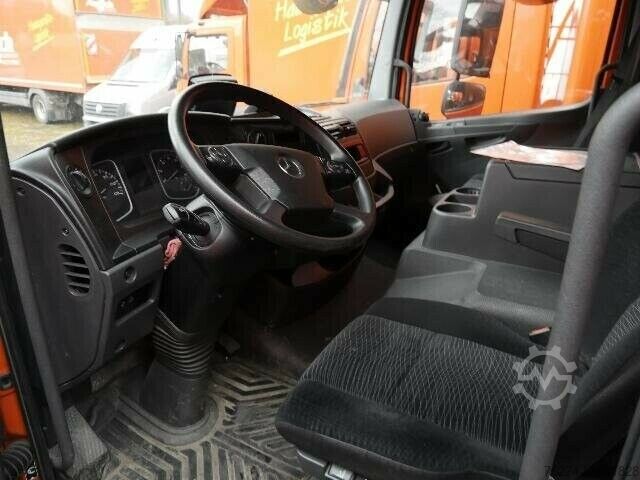 רכב קופסא Mercedes-Benz Atego 816 4x2 Automatik Koffer LBW IM VORLAUF