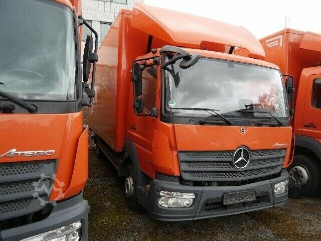 רכב קופסא Mercedes-Benz Atego 816 4x2 Automatik Koffer LBW / IM VORLAUF