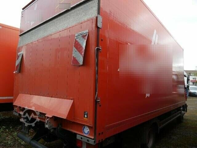 רכב קופסא Mercedes-Benz Atego 816 4x2 Automatik Koffer LBW / IM VORLAUF