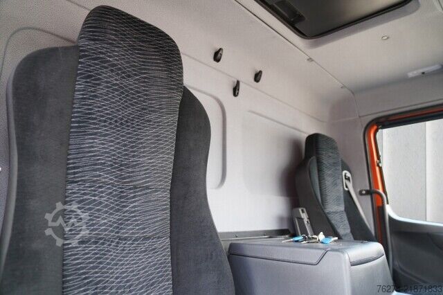 বক্স ভ্যান Mercedes-Benz Atego 816 4x2 Automatik Junge Koffer LBW
