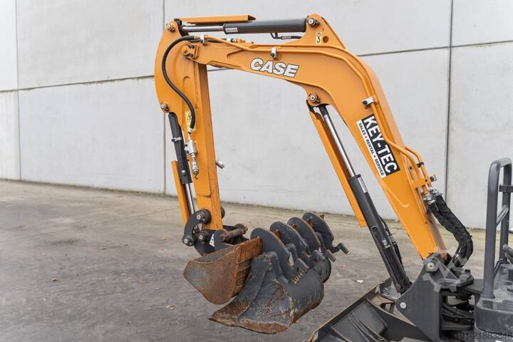 CASE CX 17 C